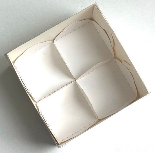 Коробки для моти с пластиковой крышкой и ложементом 120*120*55 (4) белая